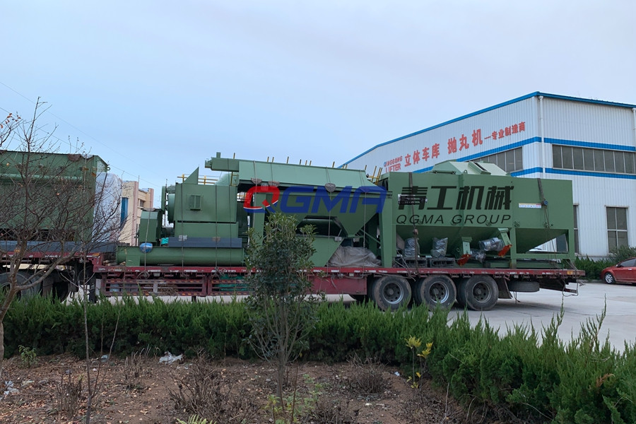 广州辊道通过式抛丸机正在进行装车发货——意昂注册